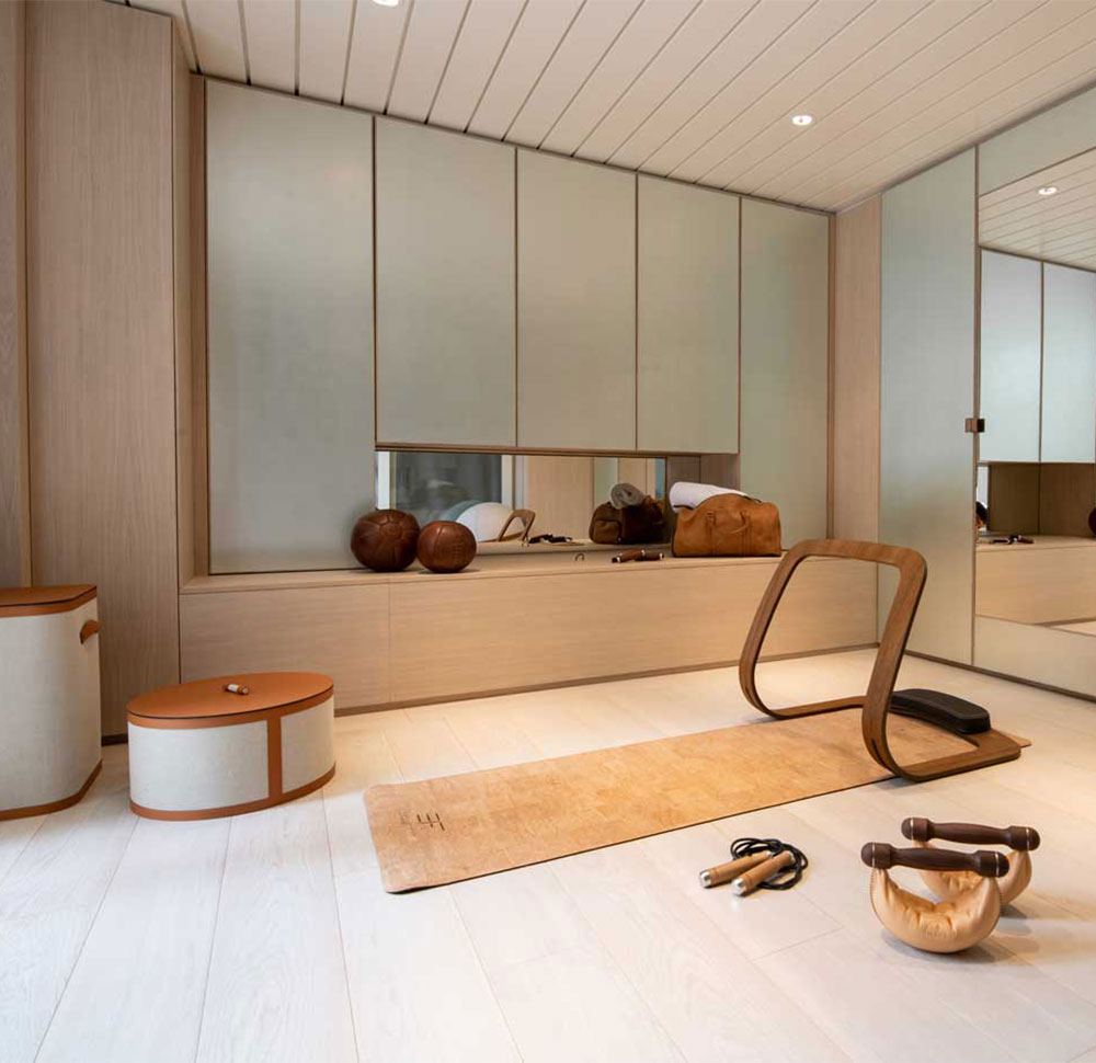 Design esclusivo, perizia artigiana, unicità degli arredi: i nostri capisaldi per il tuo arredamento di lusso. Scopri di più sul nostro sito.