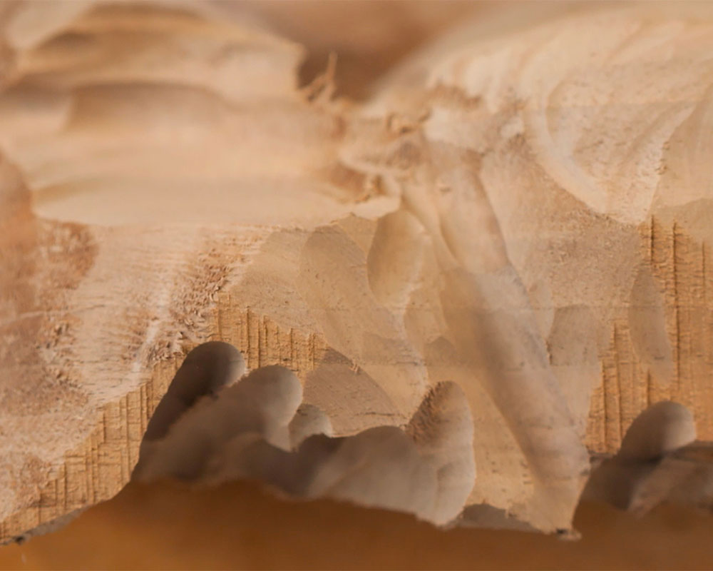 dettaglio-legno Legno a Km0 significa rispetto per il territorio, per la tradizione artigiana, per una materia viva. Scopri la nostro filosofia legata al legno. Bressano Mobili
