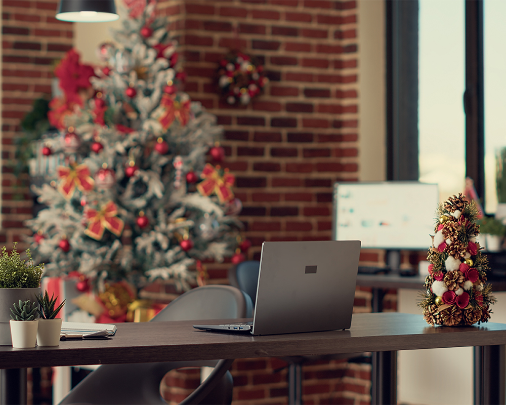 Natale 2021. Come arredare al meglio la tua casa e il tuo ufficio. Il parere di Bressano Mobili.