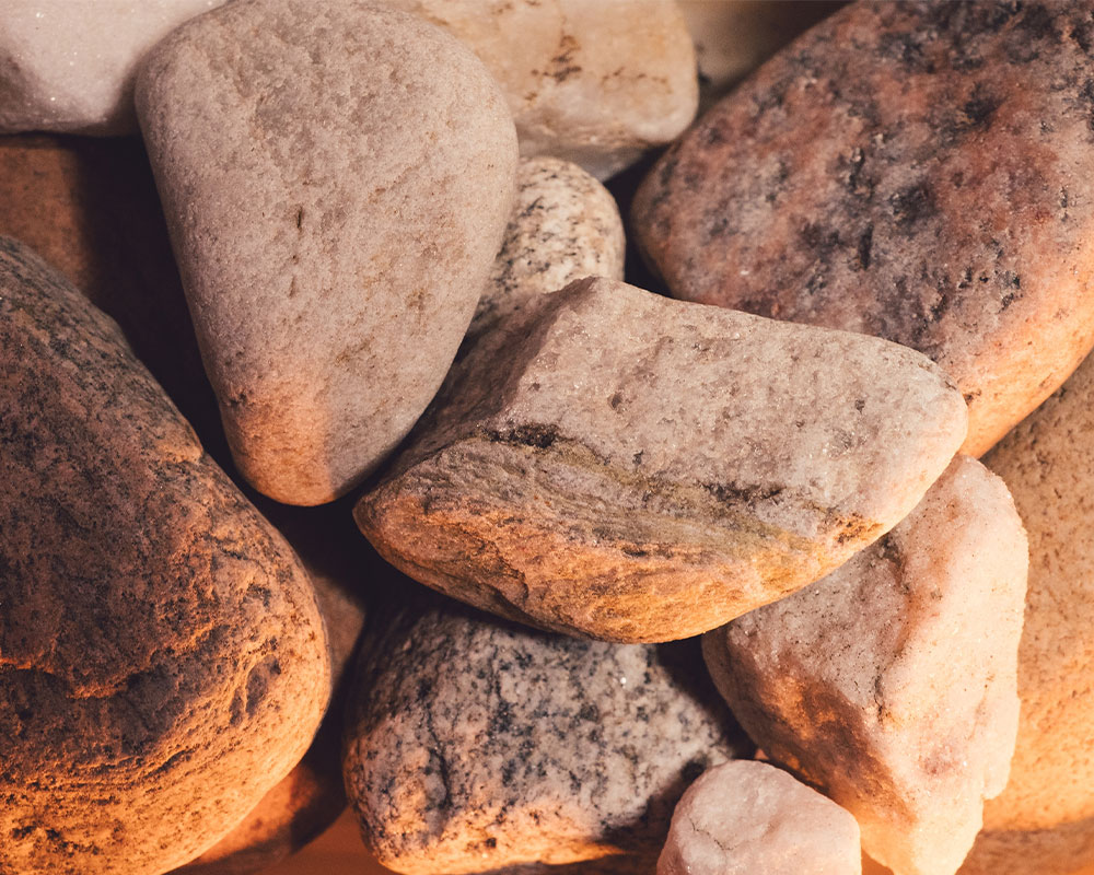 pietre-feng-shui Secondo il Feng Shui, antica filosofia orientale, il benessere passa anche dalla creazione di ambienti armonici. Scopri di più.