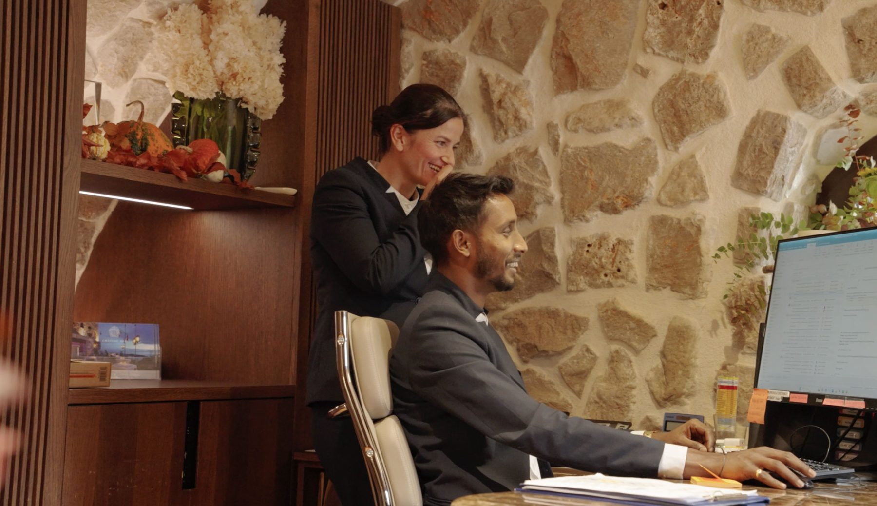 Reception su misura: <br>Château Eza Luxury Boutique Hotel - Bressano Mobili