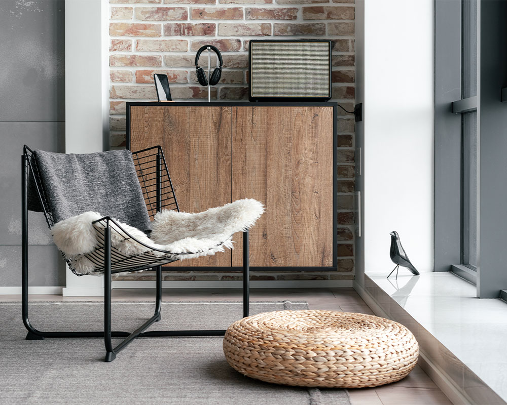 Quali trend animeranno l’interior design nel nuovo anno? Abbiamo raccolto suggestioni e ispirazioni da riviste di settore, partner e architetti per preparare una semplice guida alle tendenze arredo 2025.
